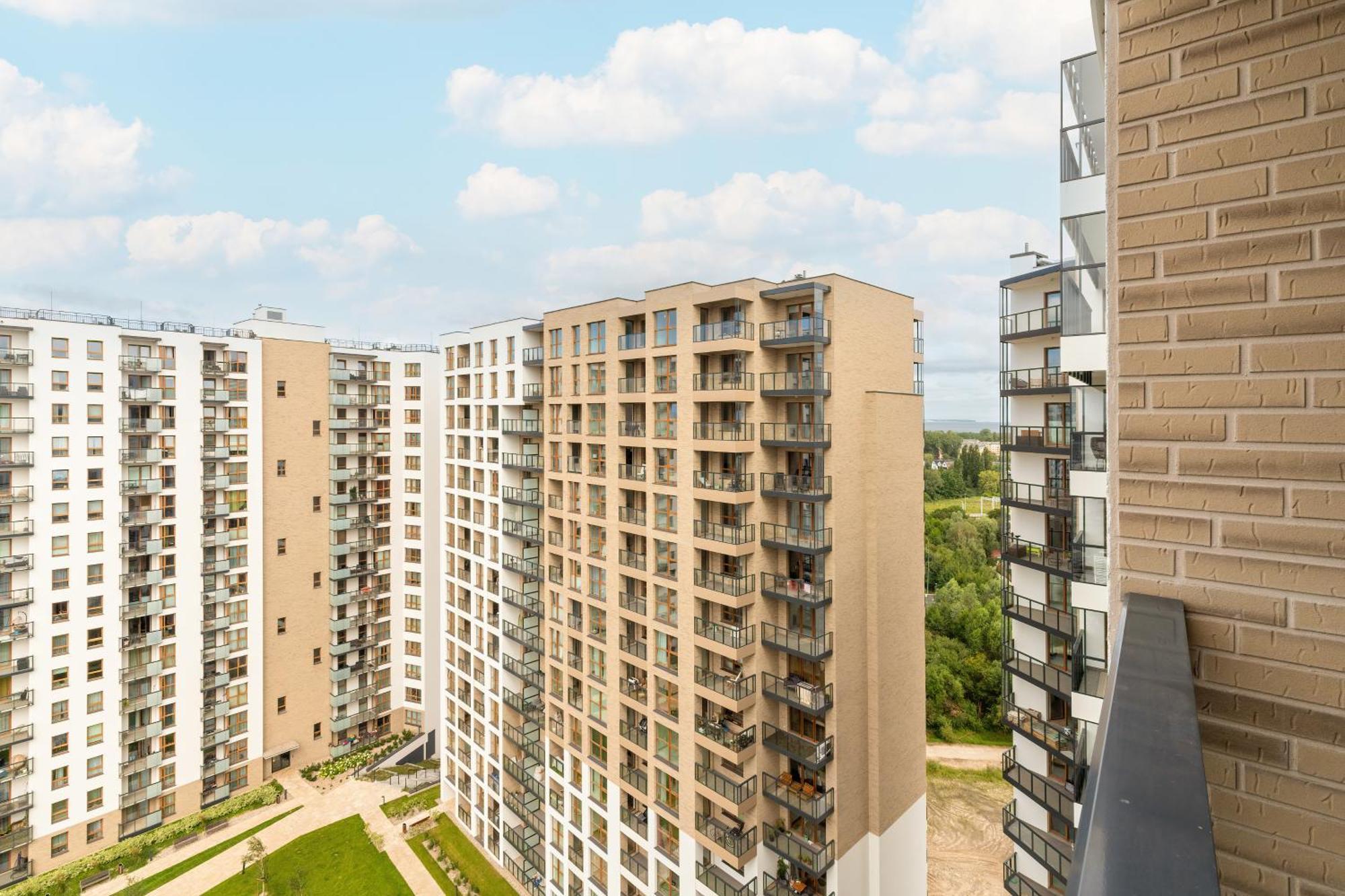 Nowa Letnica Comfortable Apartments With Balcony & Parking Gdansk By Noclegi Renters Exterior photo