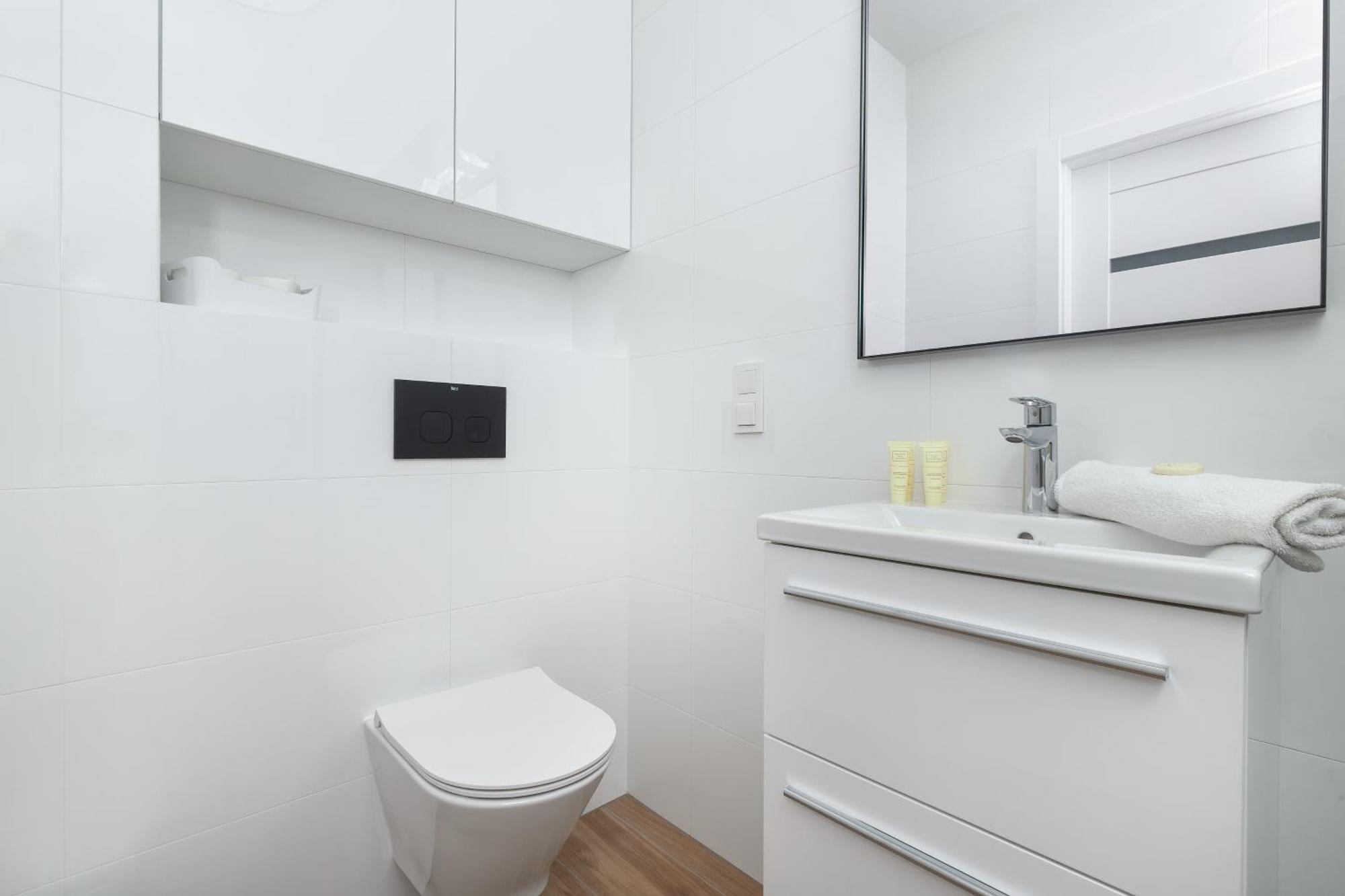Nowa Letnica Comfortable Apartments With Balcony & Parking Gdansk By Noclegi Renters Exterior photo